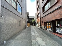 Alley leading to Nakasei restaurant