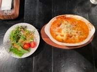 Doria and salad at Hattori Coffee Factory