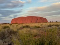 Uluṟu as the sun sets